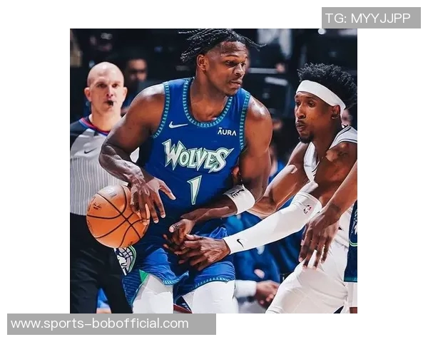 爱德华兹表现出色18投13中砍下32分3篮板6助攻但7次失误略显多余