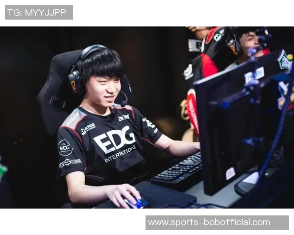 即将步入而立之年的西蒙斯钓鱼是否在为重返联盟做好准备 即将步入而立之年的西蒙斯钓鱼是否在为重返联盟做好准备