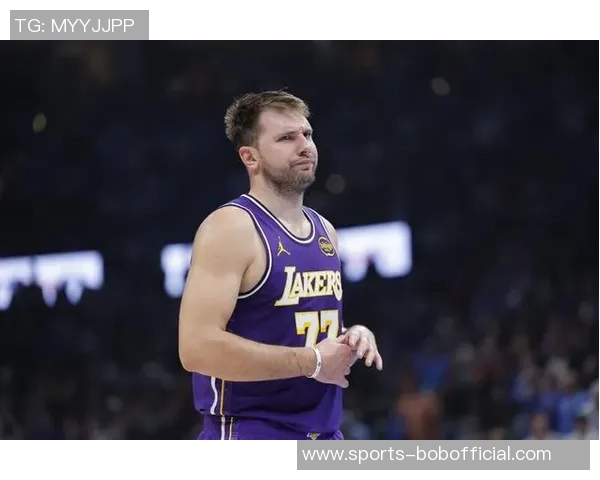 雷迪克期待骑东契奇赠送的103份礼物畅游海边的美好时光 雷迪克期待骑东契奇赠送的103份礼物畅游海边的美好时光